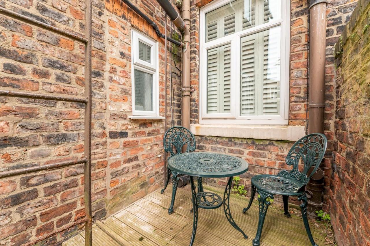 Stunning And Modern 5 Bed House I Pass The Keys York Exterior foto